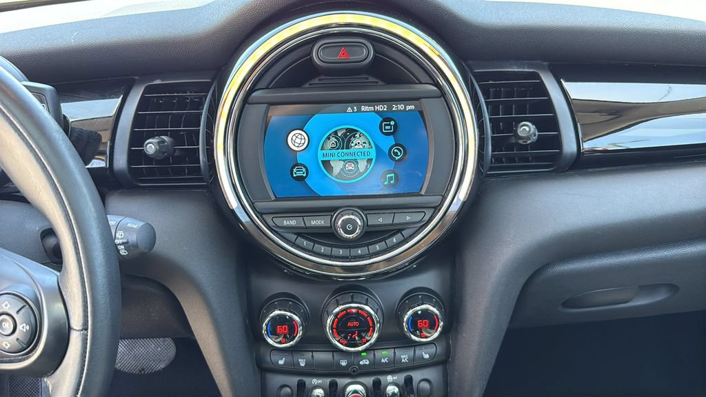 Used 2019 MINI Cooper 2-Door Hardtop FWD image 30
