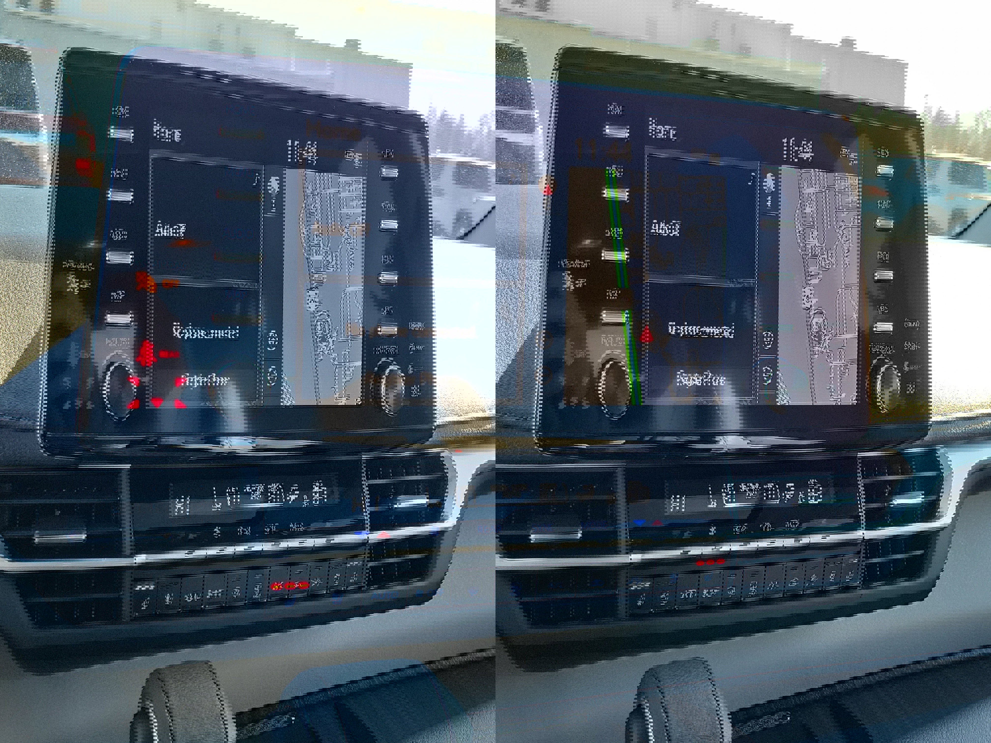 Used 2024 Toyota Sienna Limited image 26