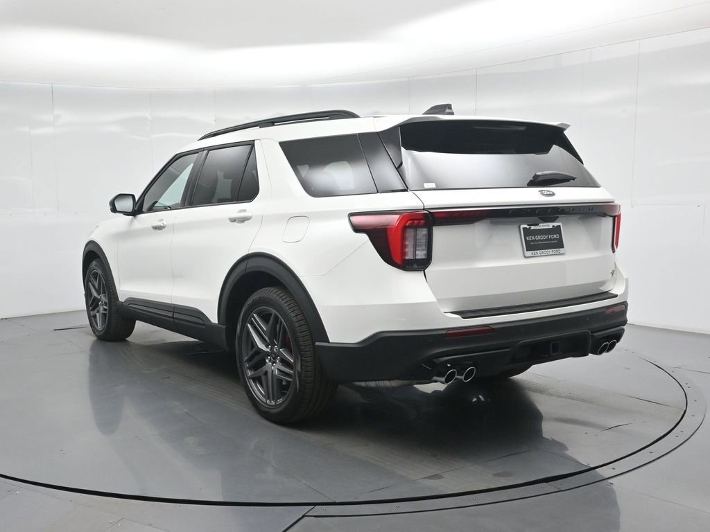 New 2026 Ford Explorer ST image 28