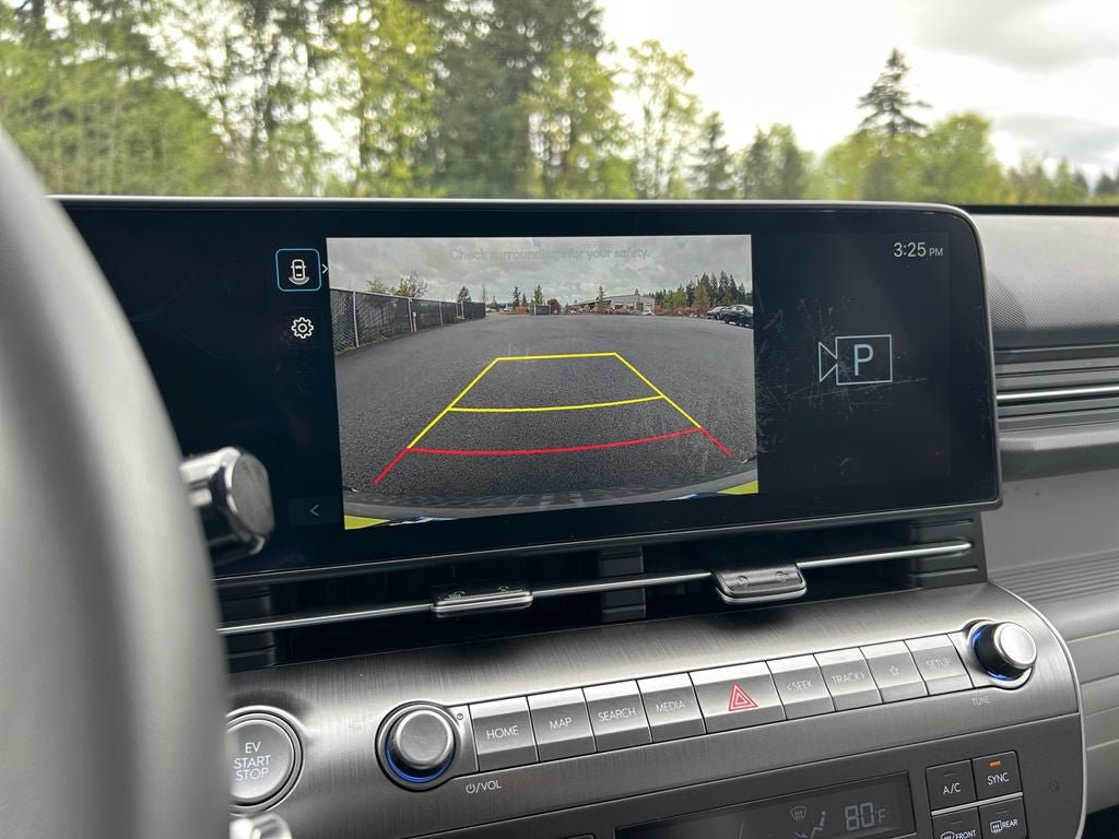 Used 2024 Hyundai Kona SEL FWD image 17
