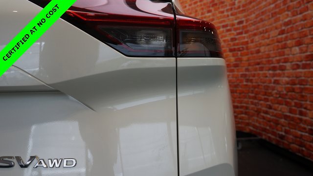 Used 2022 Nissan Rogue SV w/ SV Premium Package image 82