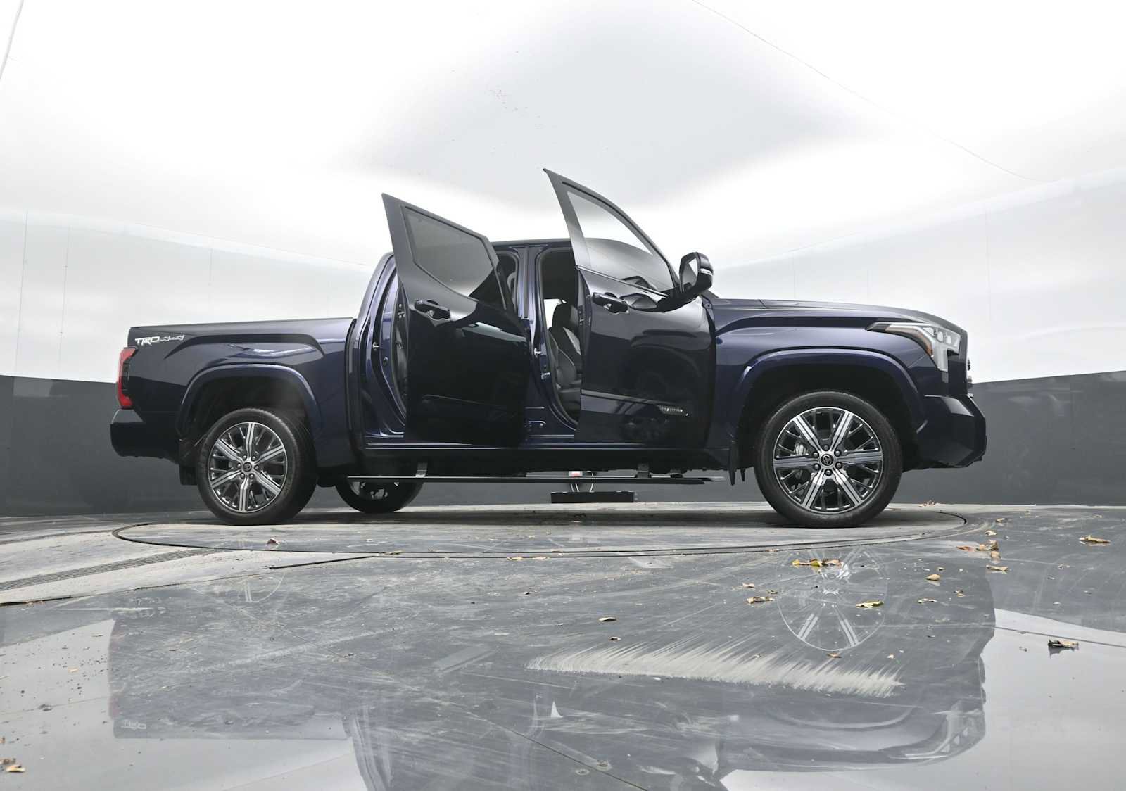 Used 2023 Toyota Tundra Platinum image 45
