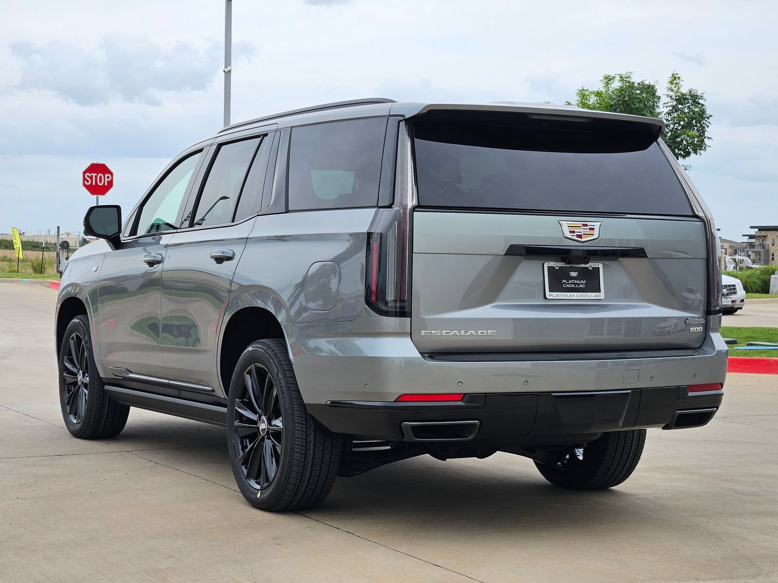 New 2026 Cadillac Escalade Sport w/ Touring Package AWD/4WD image 4