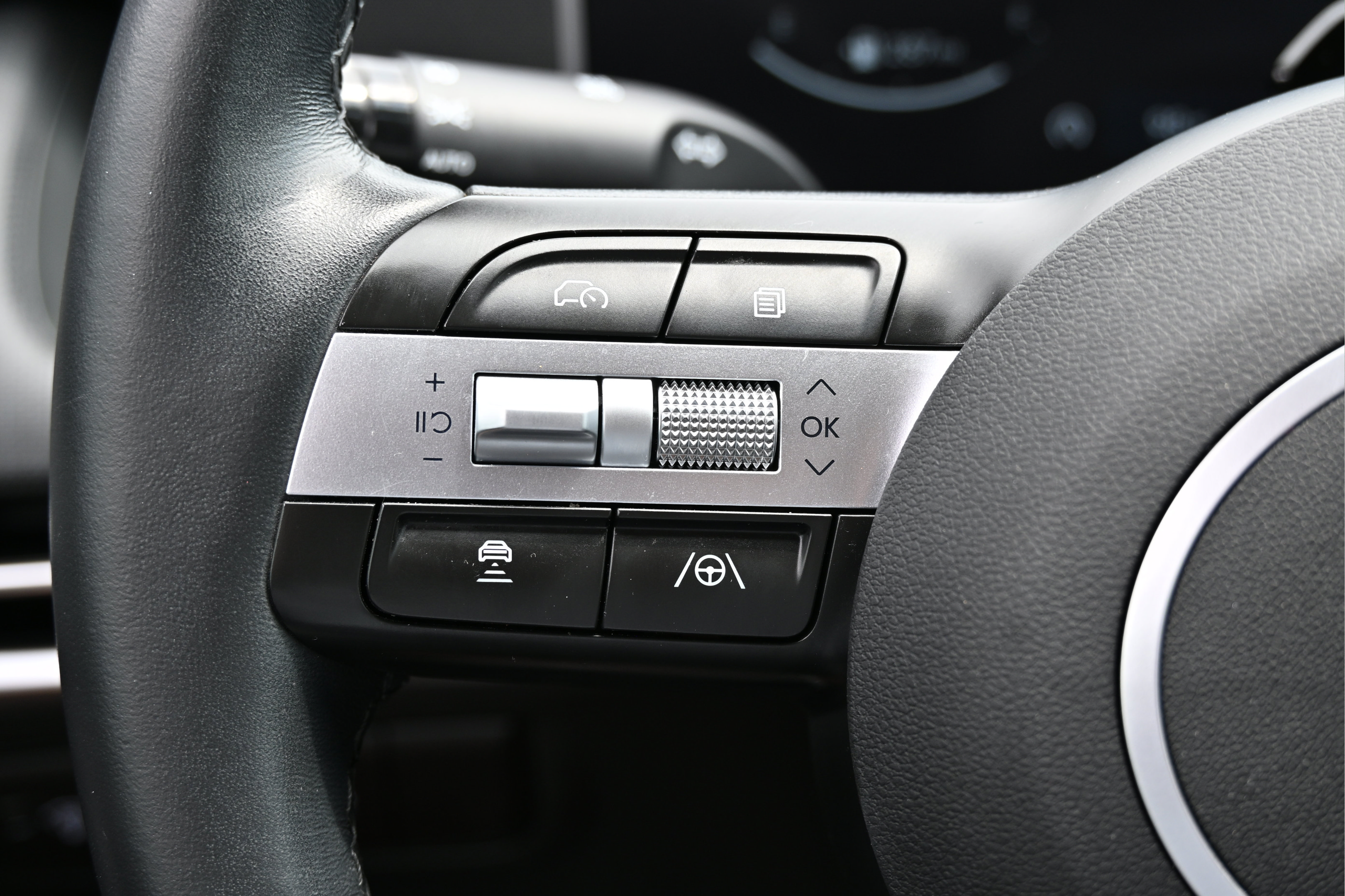 Used 2025 Hyundai Tucson SEL FWD image 33