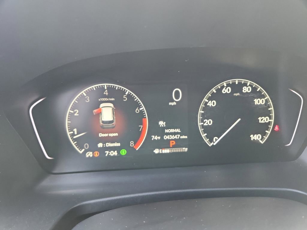 Used 2025 Honda Pilot Sport image 29