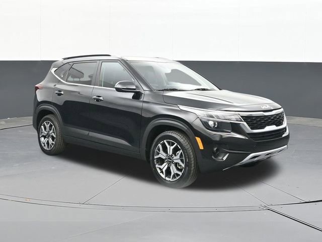 Used 2023 Kia Seltos EX image 1