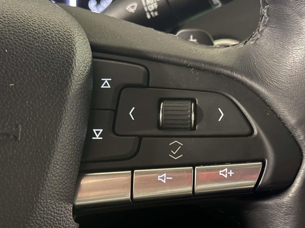 Used 2023 Cadillac XT4 Premium Luxury image 23