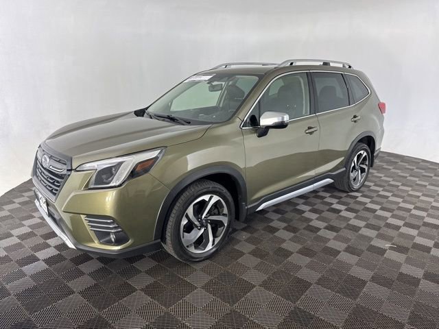 Used 2022 Subaru Forester Touring AWD/4WD image 5