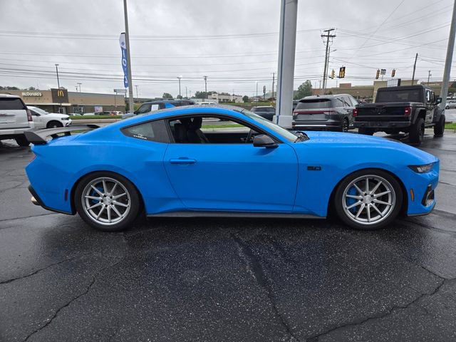 Used 2024 Ford Mustang GT RWD image 9