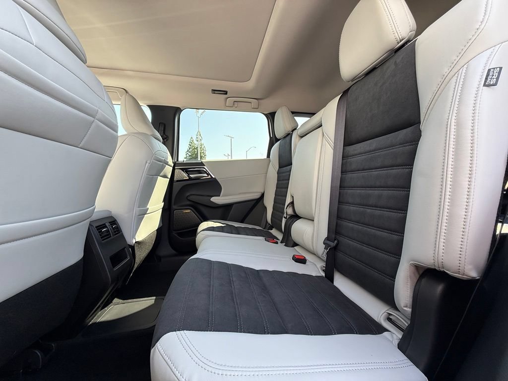 New 2026 Mitsubishi Outlander SE AWD/4WD image 41