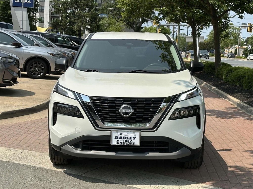 Used 2022 Nissan Rogue S image 6