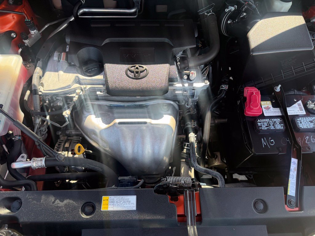 Used 2016 Toyota RAV4 LE AWD/4WD image 29