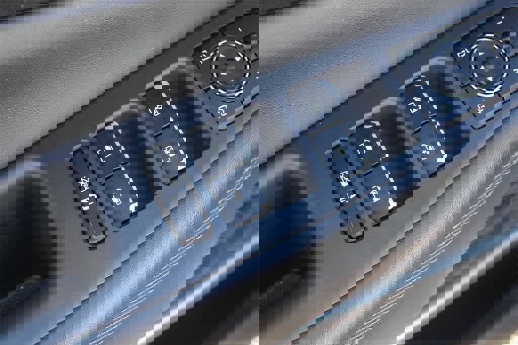 Certified 2020 Hyundai Santa Fe Limited image 28