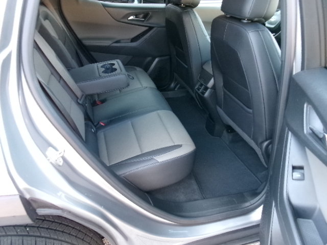 Used 2026 Chevrolet Equinox LT w/ Convenience Package II FWD image 13