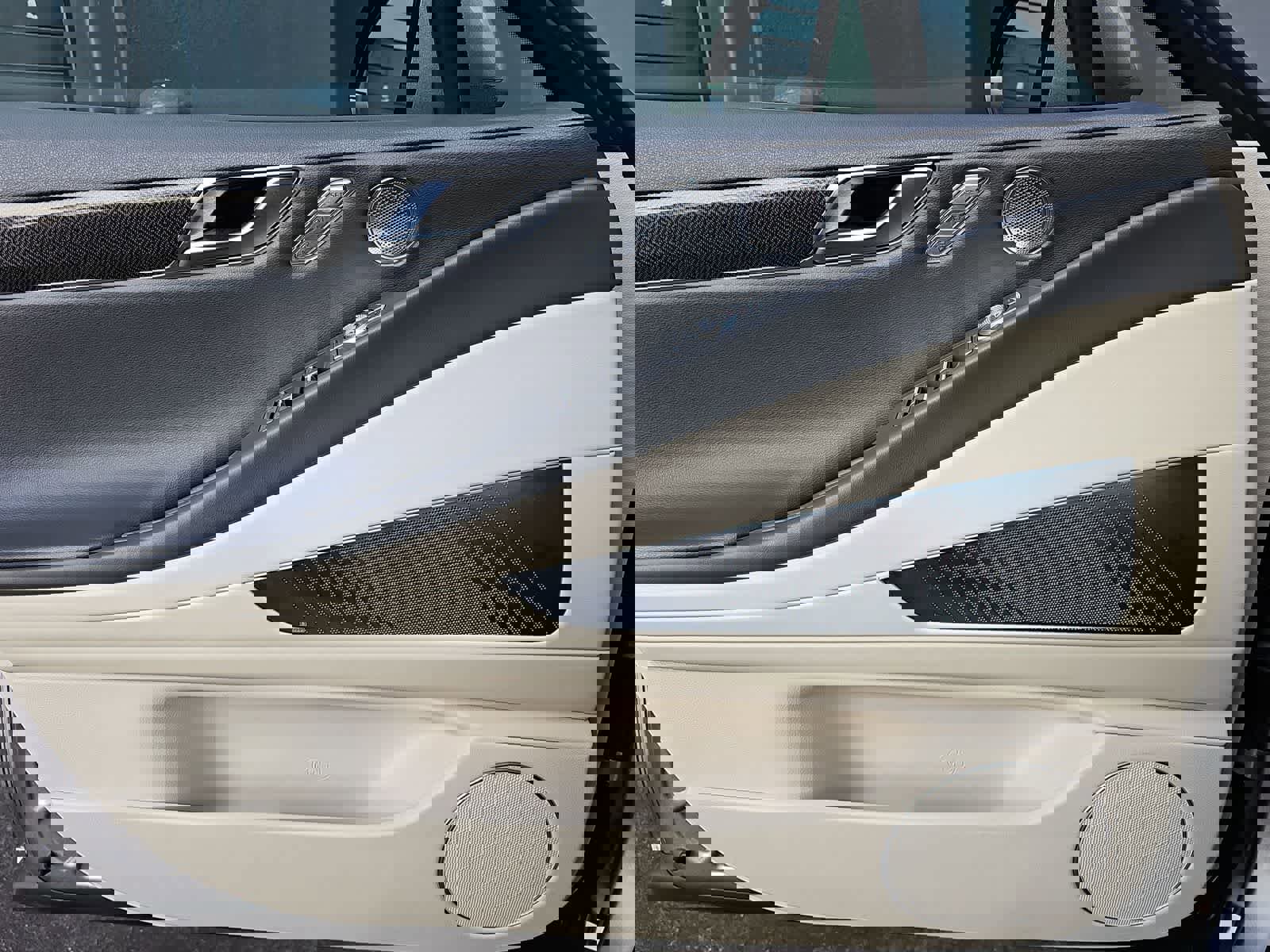 Used 2023 Genesis G80 3.5T Sport image 28