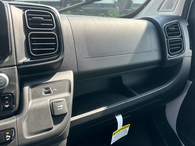 New 2026 RAM ProMaster 3500 w/ Crew Van Package FWD image 23