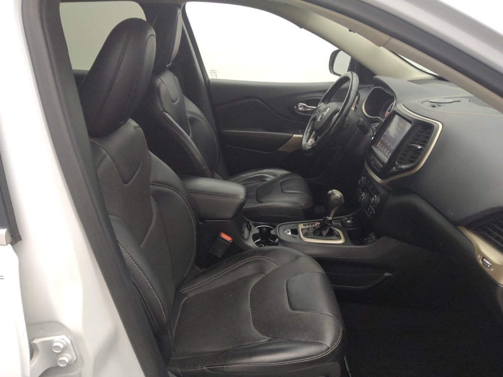 Used 2018 Jeep Cherokee Limited w/ Luxury Group AWD/4WD image 21