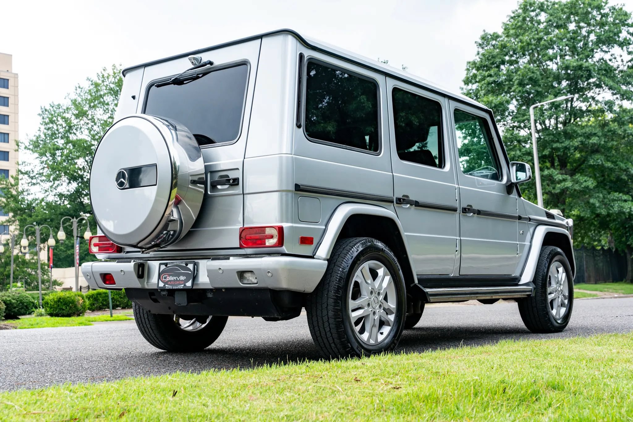 Used 2015 Mercedes-Benz G 550 image 5