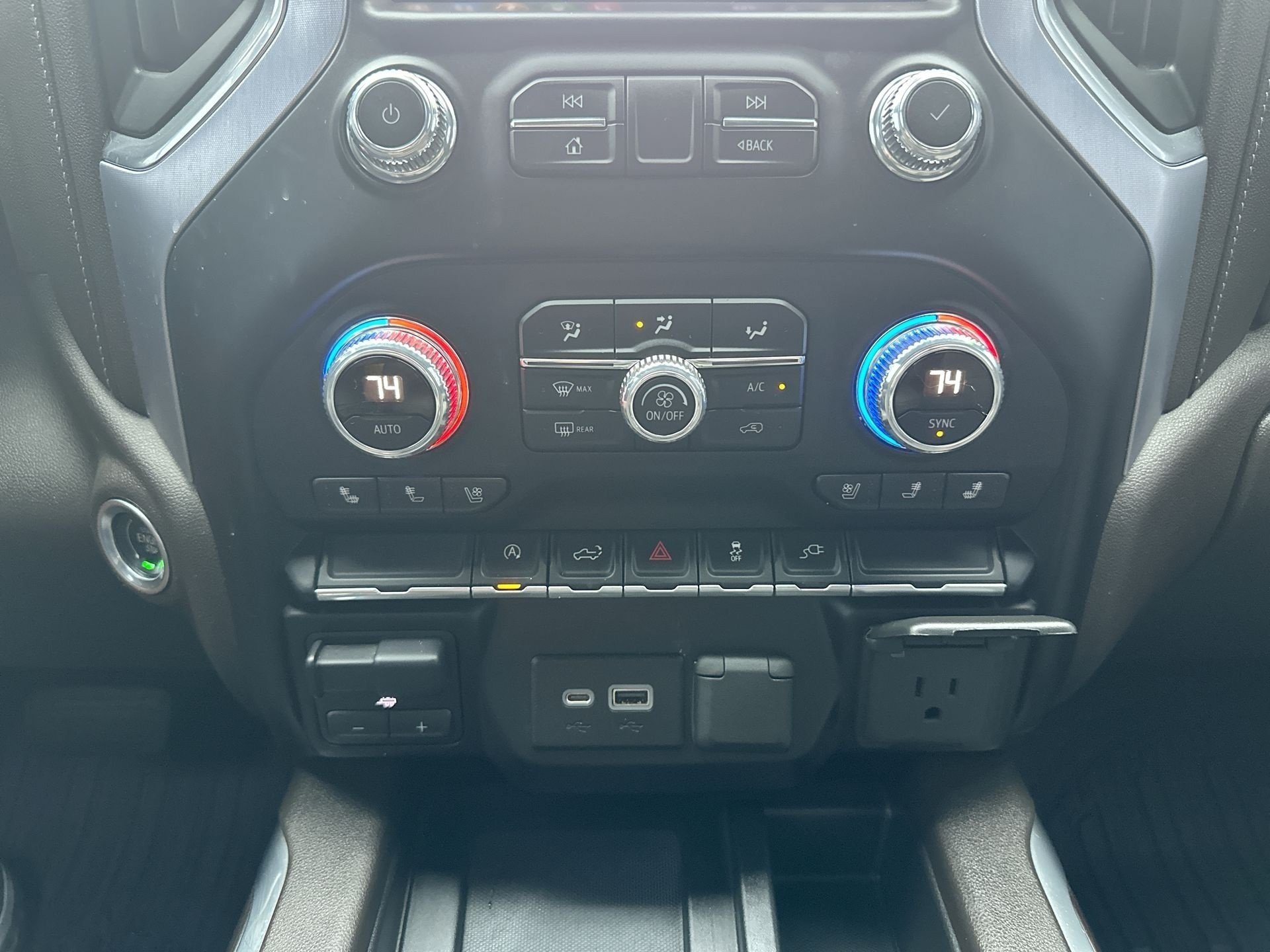Certified 2019 GMC Sierra 1500 SLT w/ SLT Premium Package AWD/4WD image 34