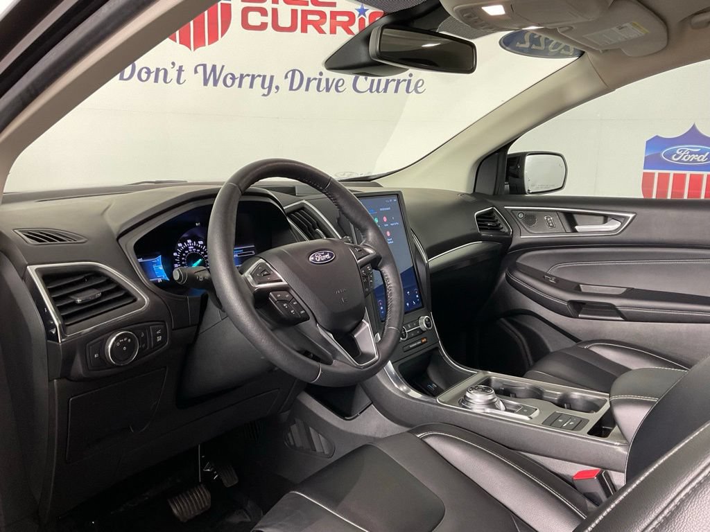 Used 2022 Ford Edge Titanium AWD/4WD image 13