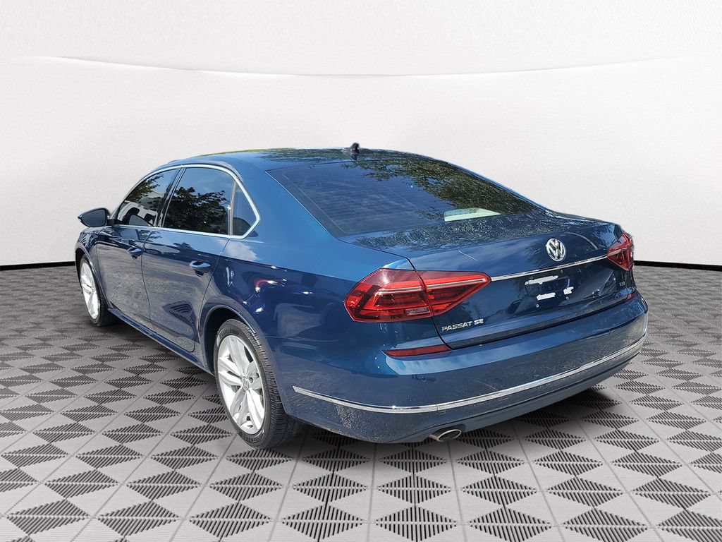 Used 2018 Volkswagen Passat 2.0T SE FWD image 4
