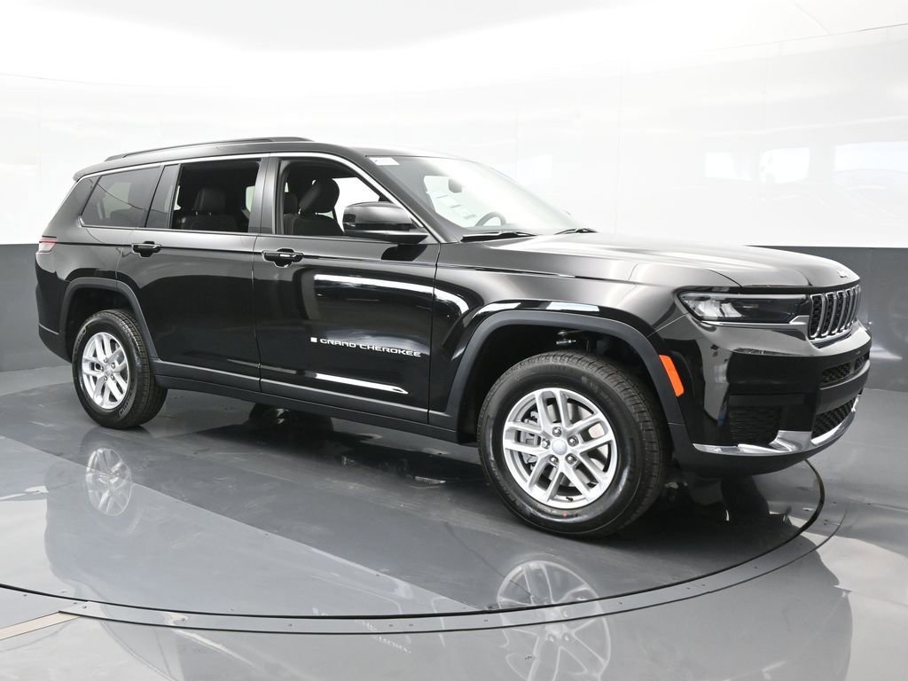 Used 2024 Jeep Grand Cherokee L Laredo w/ Luxury Tech Group I image 8
