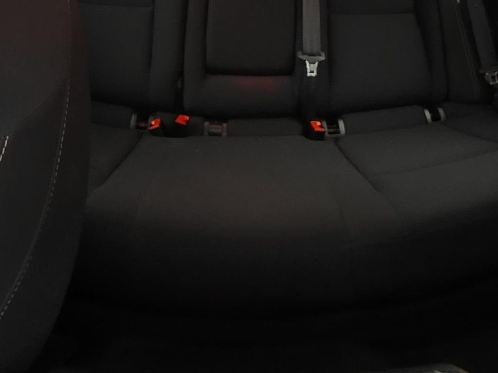 Used 2024 Nissan Rogue S FWD image 16