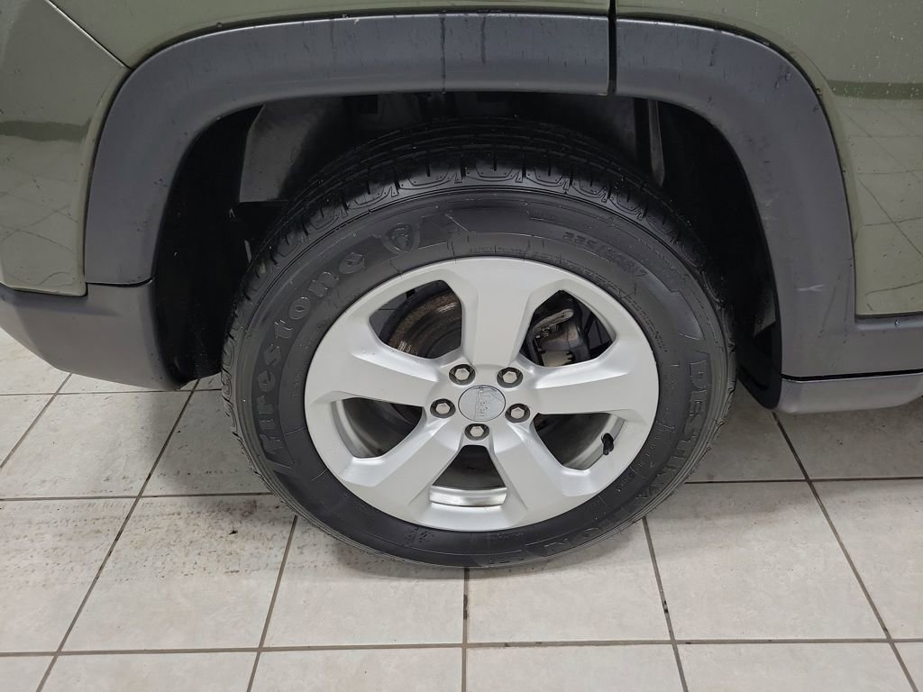 Used 2019 Jeep Compass Latitude image 47