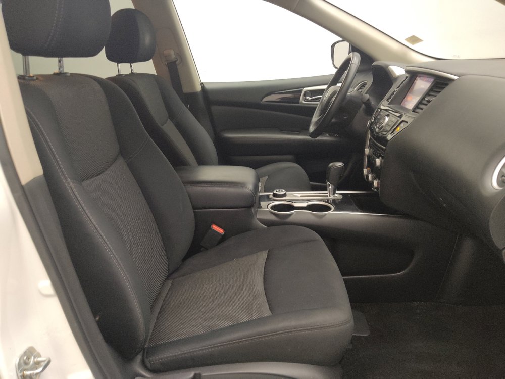 Used 2018 Nissan Pathfinder SV AWD/4WD image 21