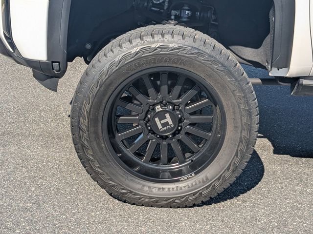 Used 2024 GMC Sierra 2500 Denali Ultimate image 10