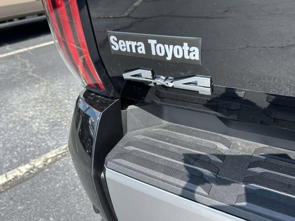 New 2026 Toyota Tundra Limited AWD/4WD image 12