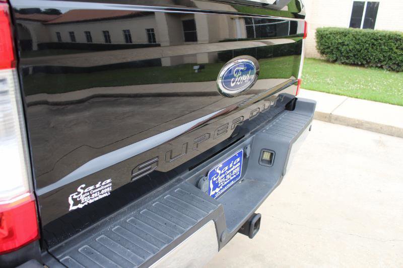 Used 2017 Ford F250 Lariat w/ FX4 Off-Road Package image 22