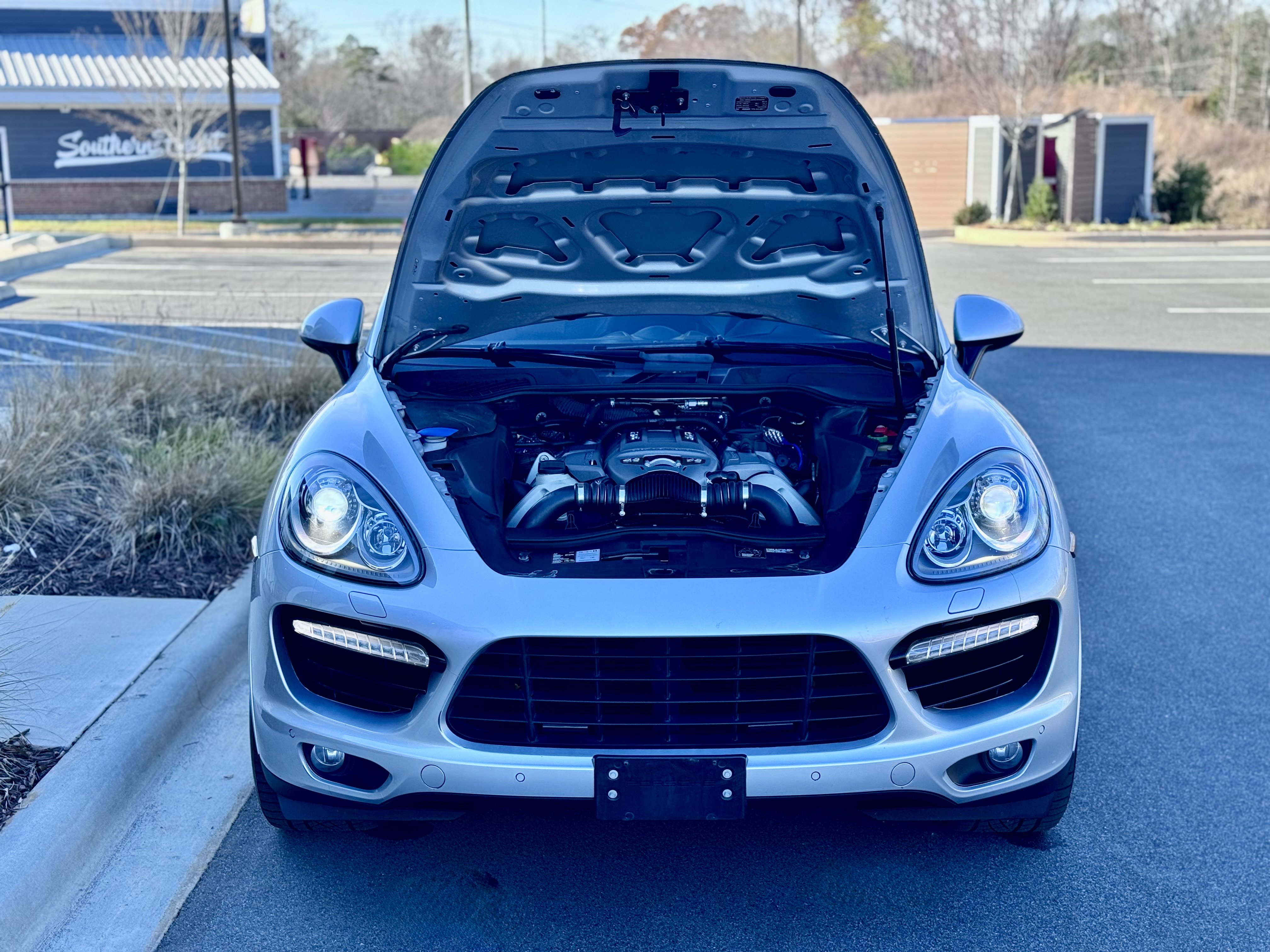 Used 2014 Porsche Cayenne Turbo S image 58