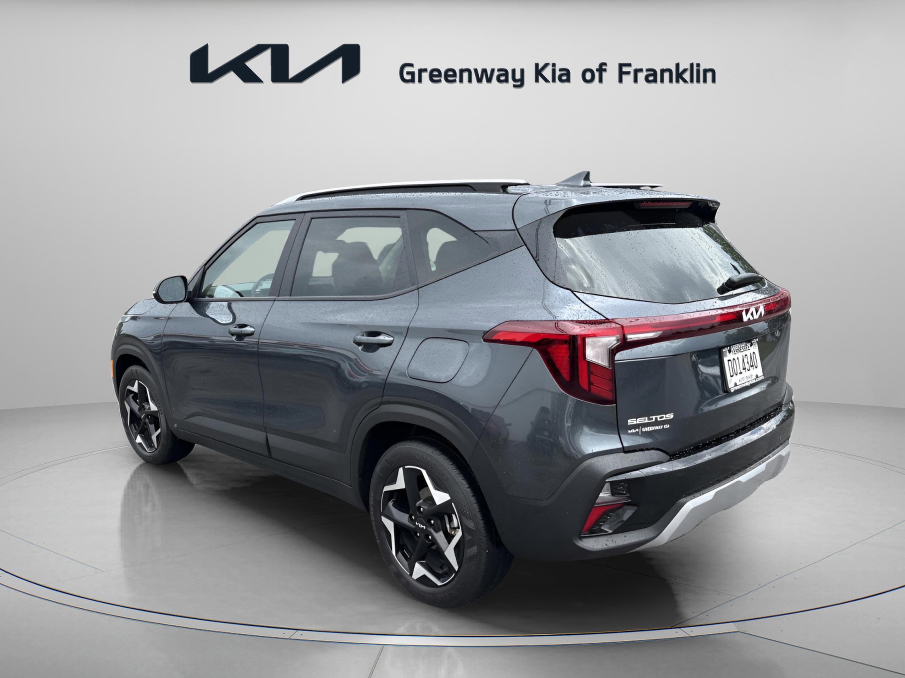 Used 2025 Kia Seltos S FWD image 5