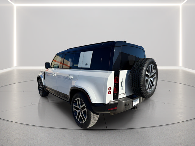Used 2021 Land Rover Defender 110 X-Dynamic HSE AWD/4WD image 3