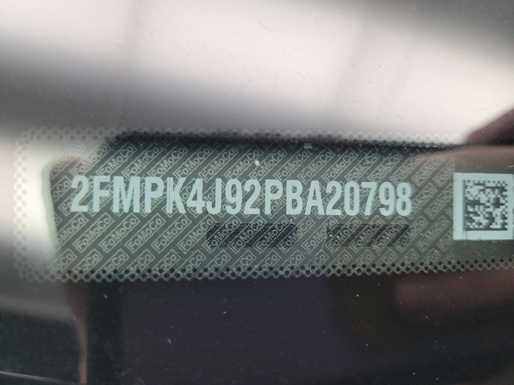 Used 2023 Ford Edge SEL image 33