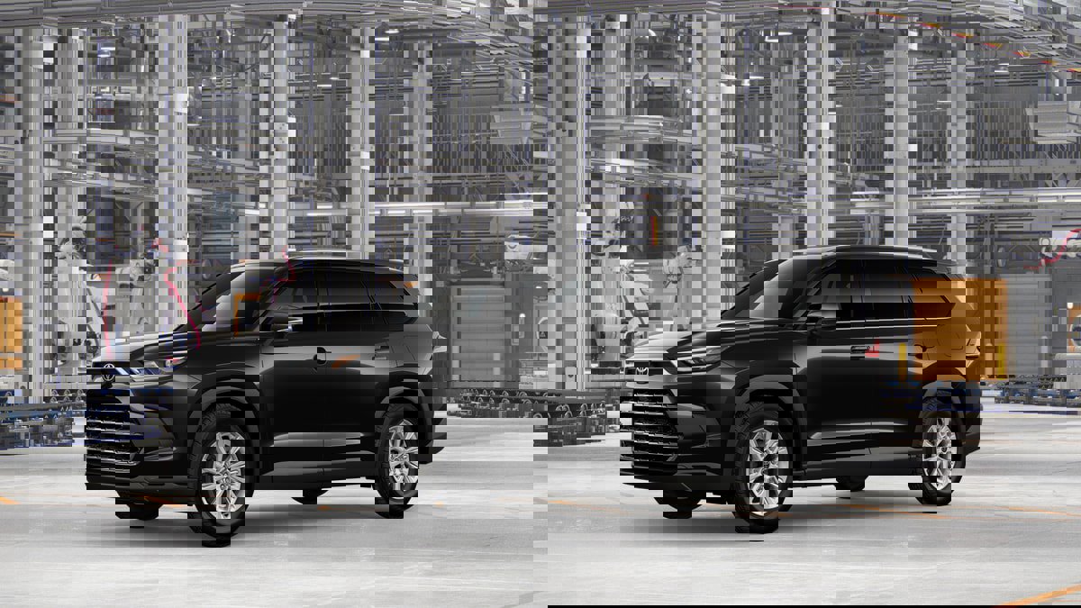 New 2026 Toyota Grand Highlander XLE image 2