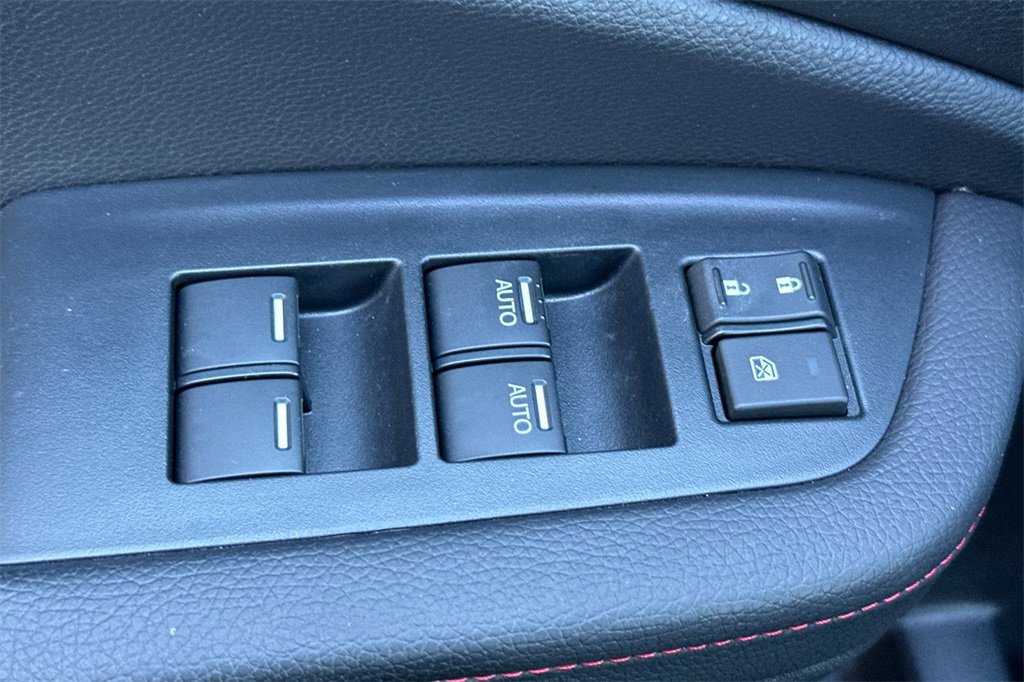 Certified 2022 Honda Pilot Black Edition image 16