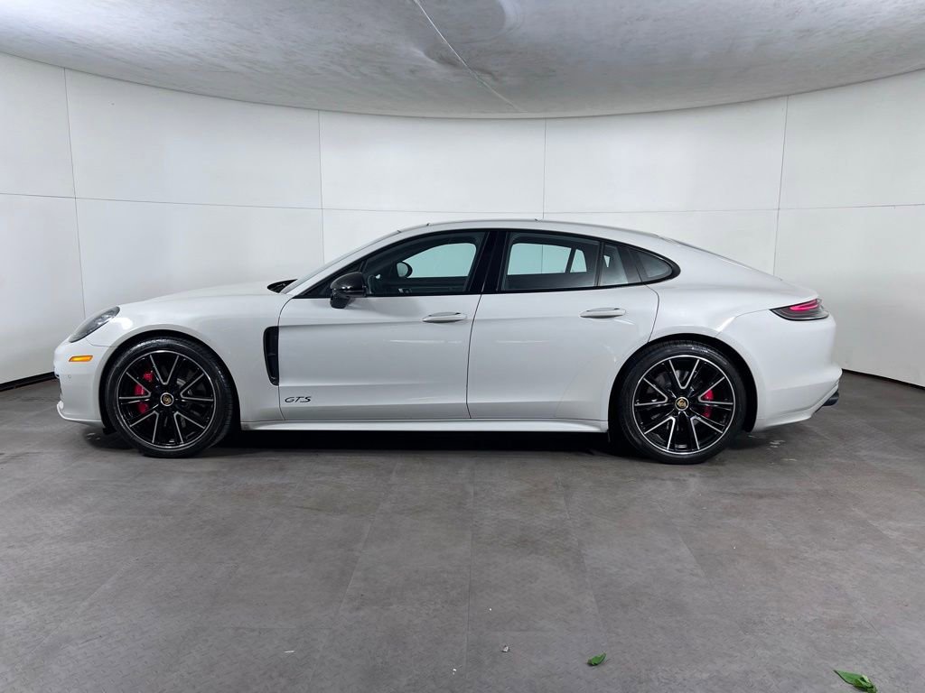 Certified 2022 Porsche Panamera GTS AWD/4WD image 2