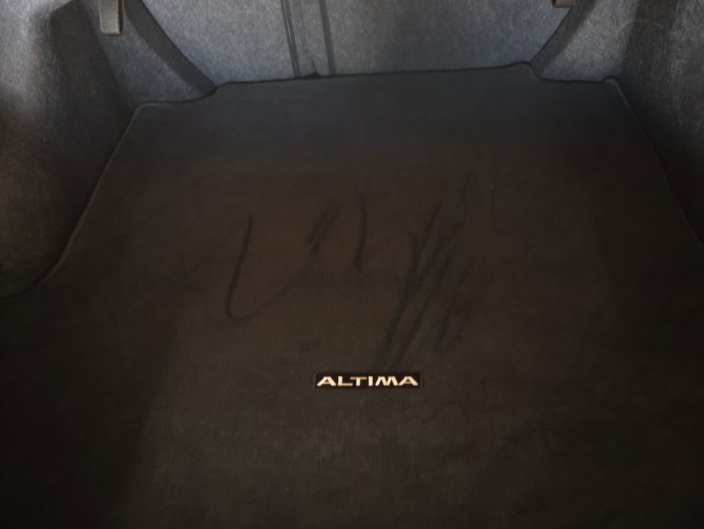 Used 2022 Nissan Altima 2.0 SR image 13