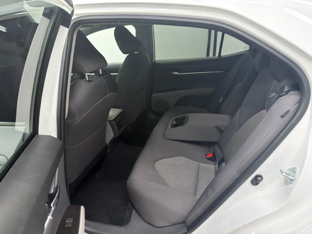 Used 2022 Toyota Camry LE FWD image 20