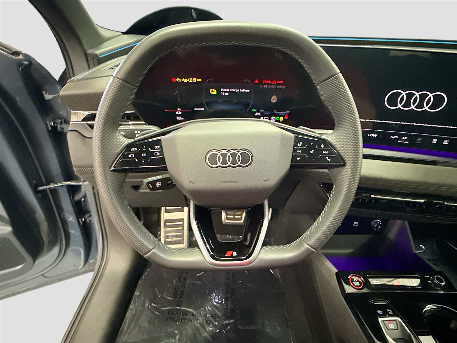 Certified 2025 Audi SQ6 e-tron Prestige w/ Black Edition One AWD/4WD image 11