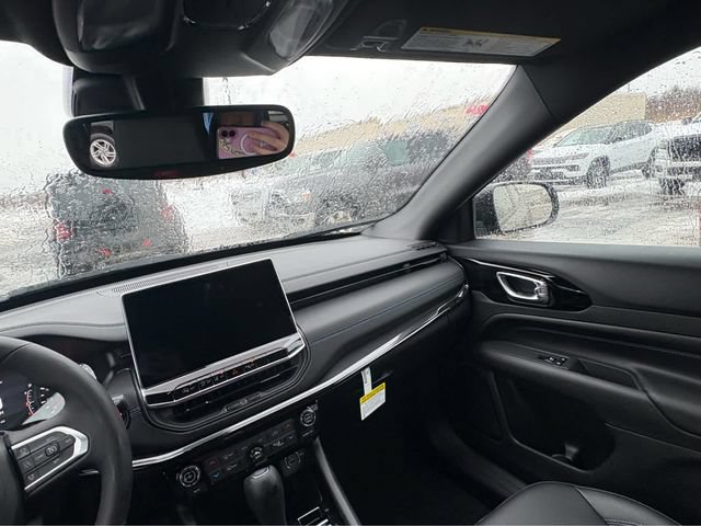 New 2026 Jeep Compass Limited AWD/4WD image 12