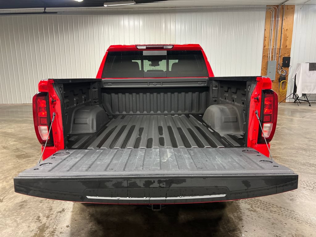 Certified 2025 GMC Sierra 1500 Elevation w/ Preferred Package AWD/4WD image 12