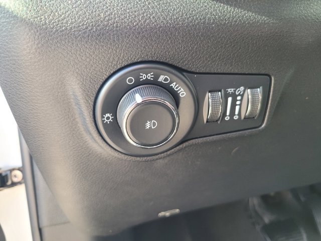 Used 2022 Jeep Compass Latitude AWD/4WD image 19