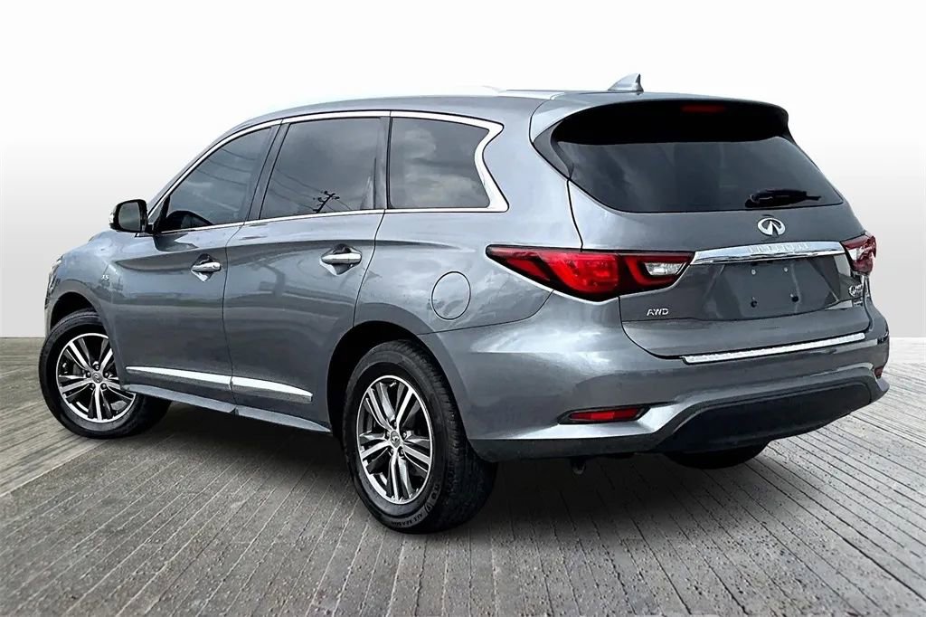 Used 2019 INFINITI QX60 Luxe w/ Essential Package image 12