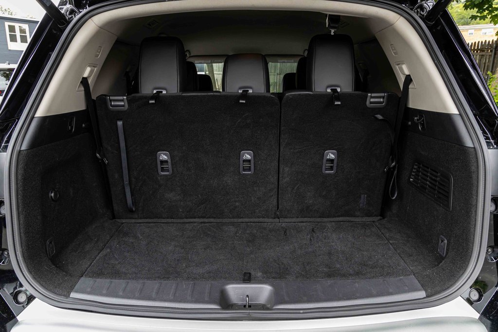 Certified 2024 Nissan Pathfinder SL image 24