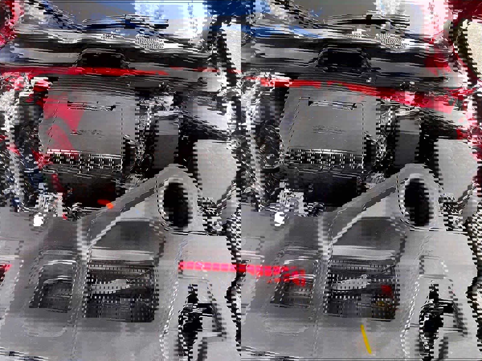 Used 2025 Honda Pilot TrailSport image 30