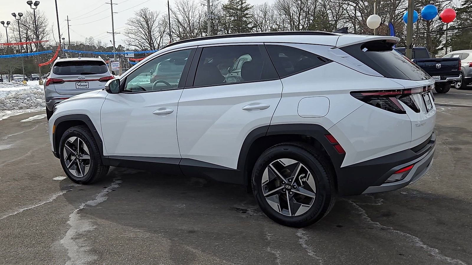 Certified 2025 Hyundai Tucson SEL image 6