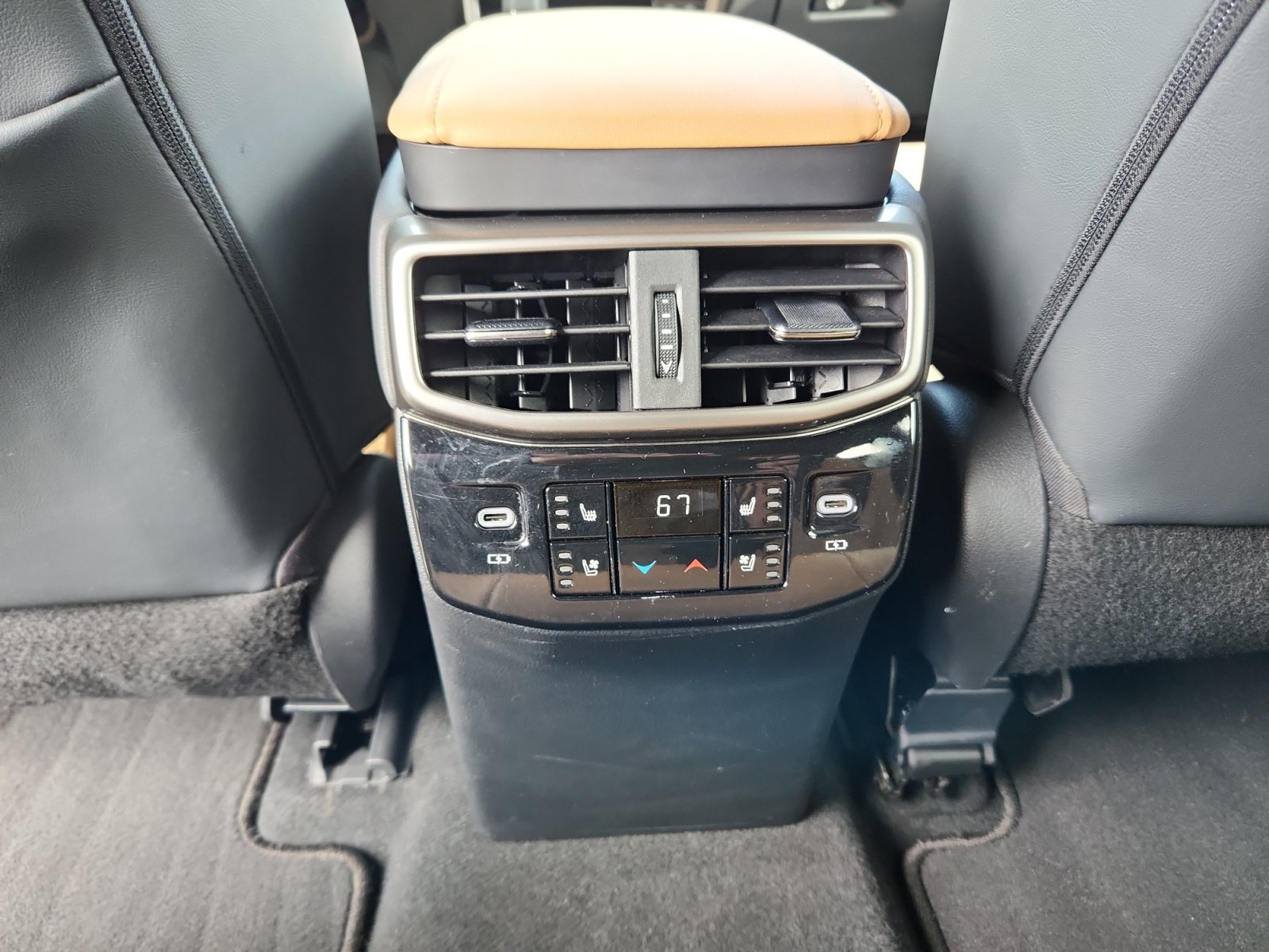 Used 2023 Lexus RX 350 Premium Plus w/ Cold Area Package AWD/4WD image 30